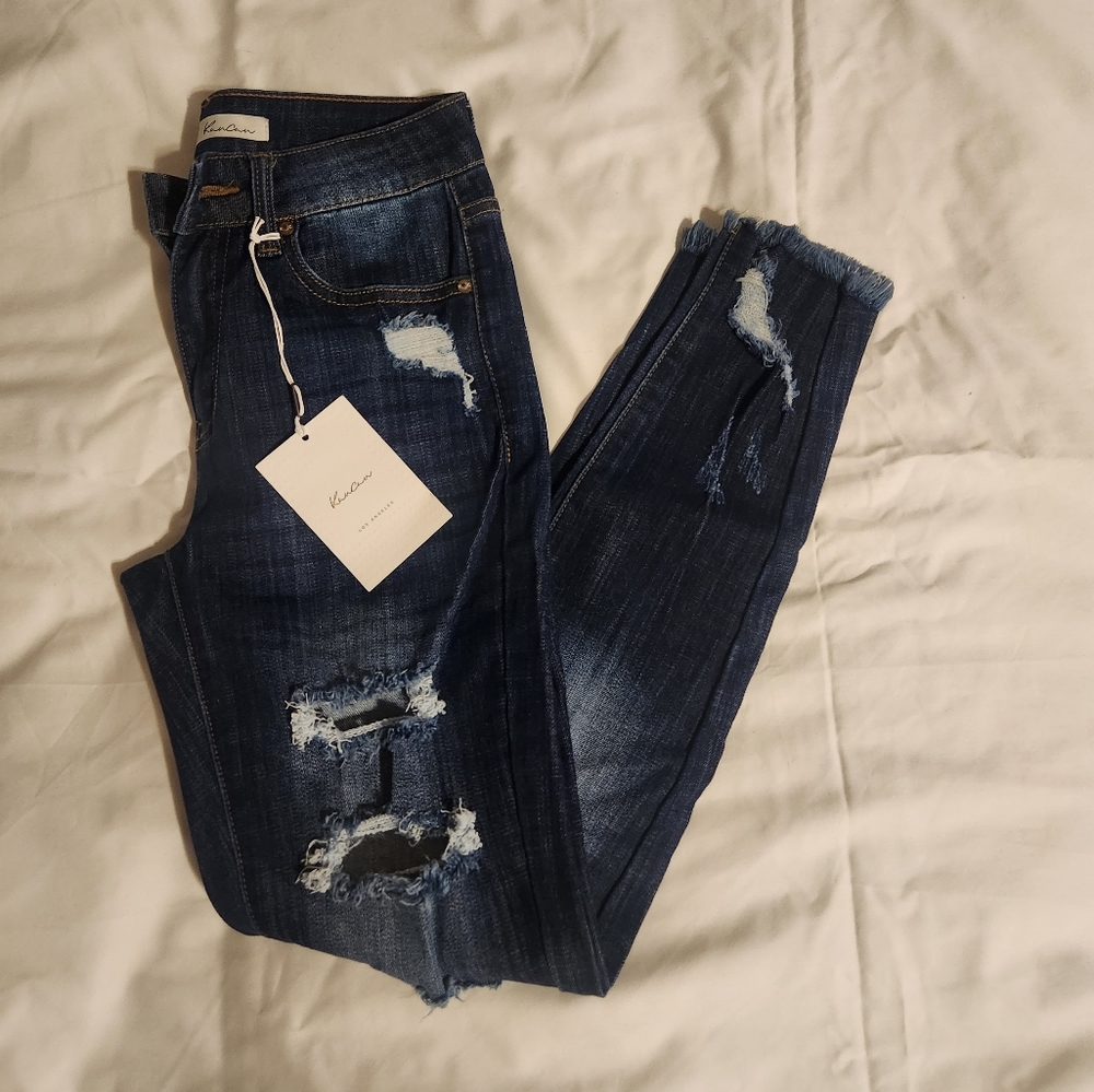 Kancan Med/dark wash distressed Jeans